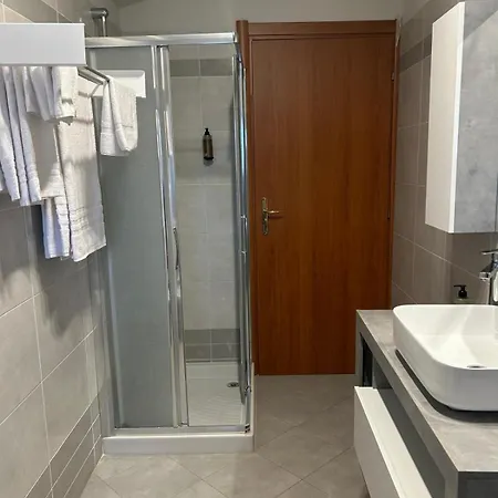 Donizetti Di Manenti Andrea Apartamento *